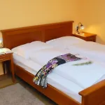 Stancija Kovacici Bed & Breakfast 4*