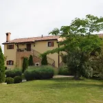 Stancija Kovacici Bed & Breakfast 4*