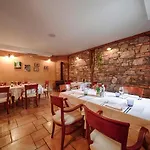 Bed & Breakfast Stancija Kovacici 4*
