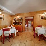 Stancija Kovacici Bed & Breakfast 4*