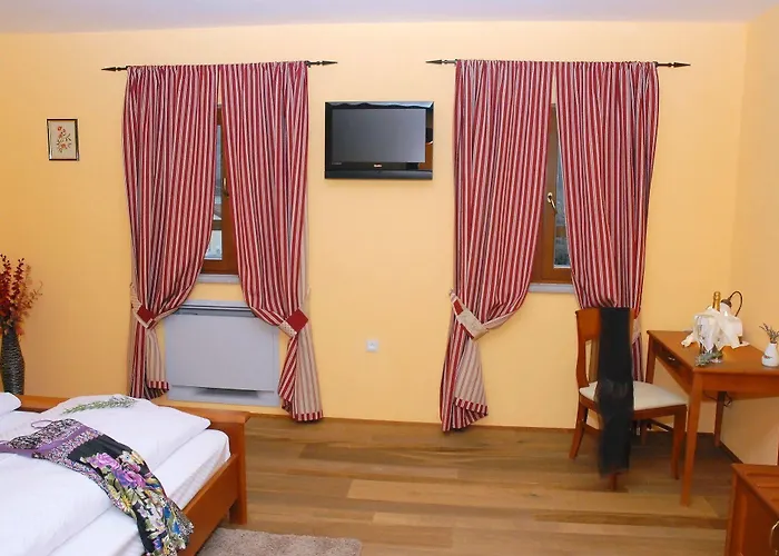 Bed and breakfast Stancija Kovacici 4*