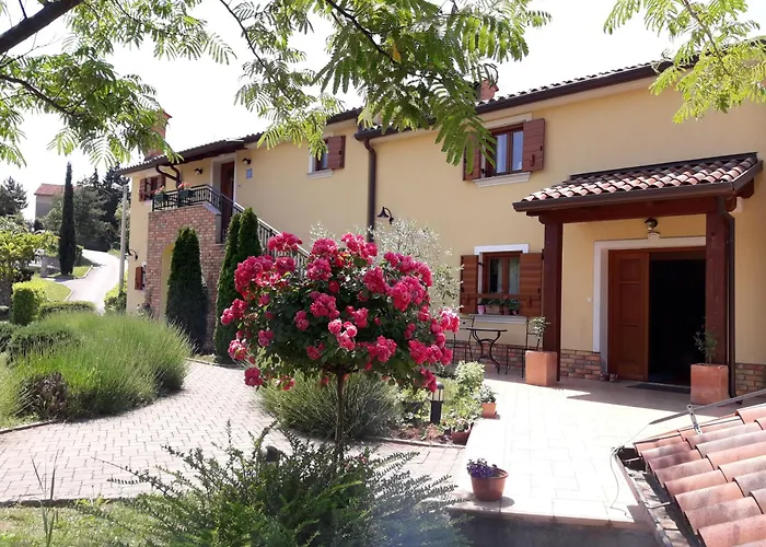 Stancija Kovacici 4*