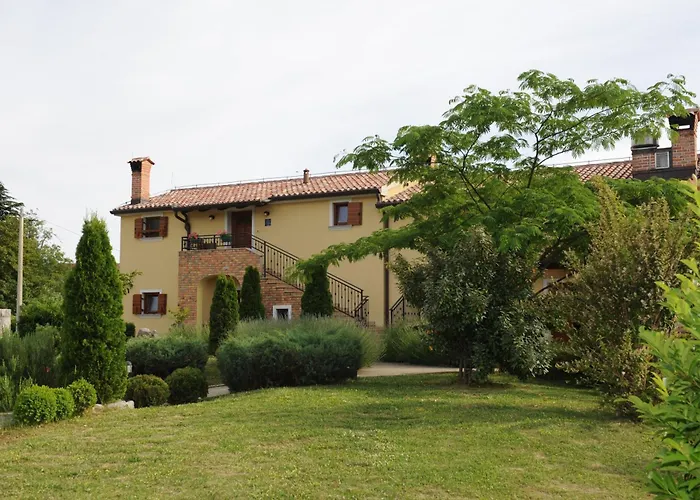 Stancija Kovacici Bed & Breakfast 4*