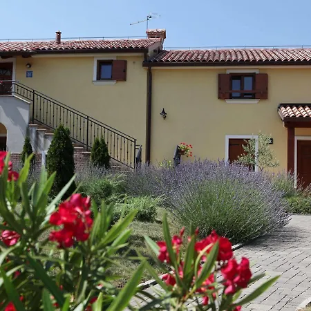 Stancija Kovacici Bed and breakfast