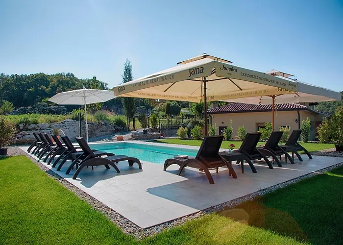 Stancija Kovacici 4*