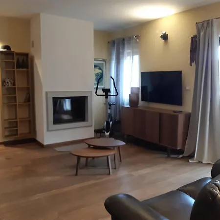 Couette-café Stancija Kovacici 4*