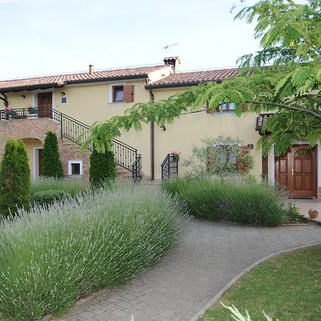 Stancija Kovacici 4*